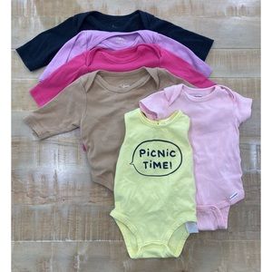 6 piece baby girl clothes bundle lot Leveret onesies bodysuits